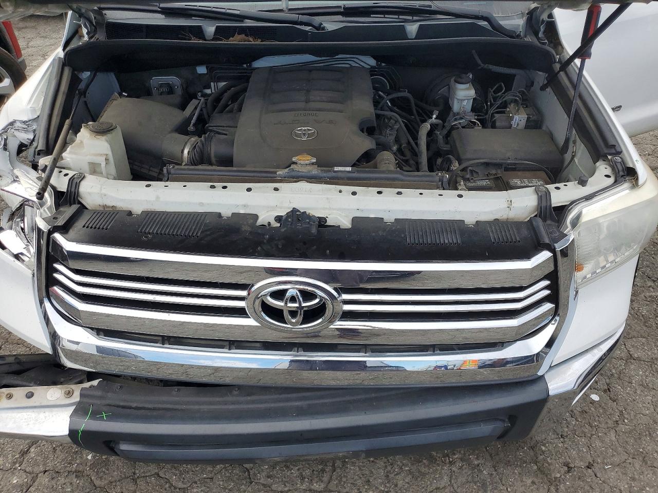 2017 Toyota Tundra VIN 5TFRM5F16HX118596 photo 11