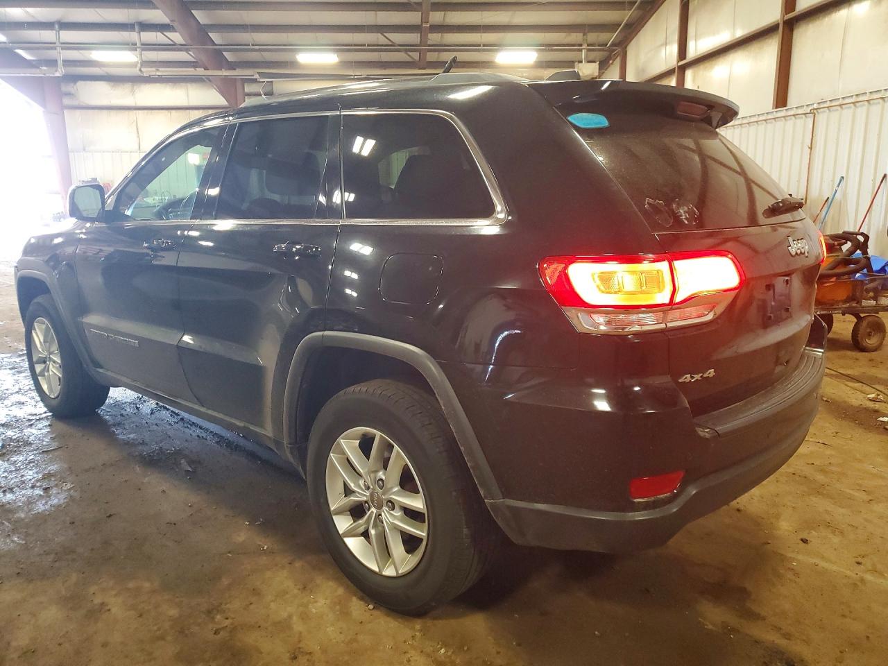 2018 JEEP Grand cher VIN 1C4RJFAG0JC257825 photo 2