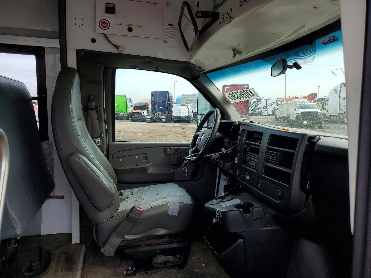 2014 CHEVROLET Express VIN 1GB0G2BA2E1173926 photo 5