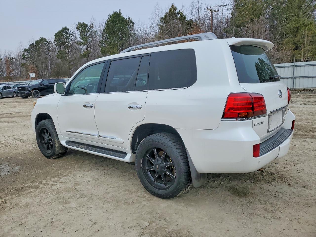 2009 Lexus Lx570 VIN JTJHY00W294025937 photo 2