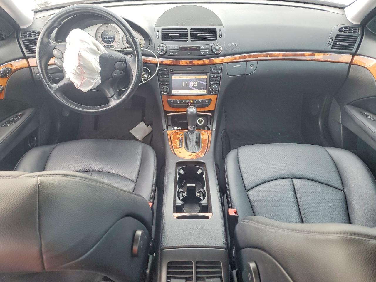 2009 Mercedes-Benz E-class VIN WDBUF56XX9B368736 photo 8