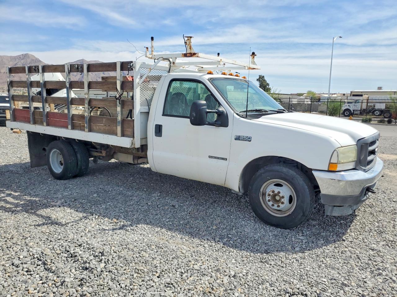 2002 Ford F350 VIN 1FDWF36F72EC89806 photo 4