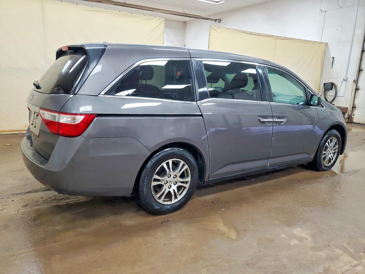 2012 Honda All models VIN 5FNRL5H68CB128819 photo 3