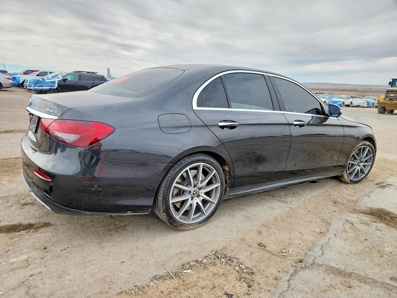 2021 Mercedes-Benz E-class VIN W1KZF5KBXMA934657 photo 3