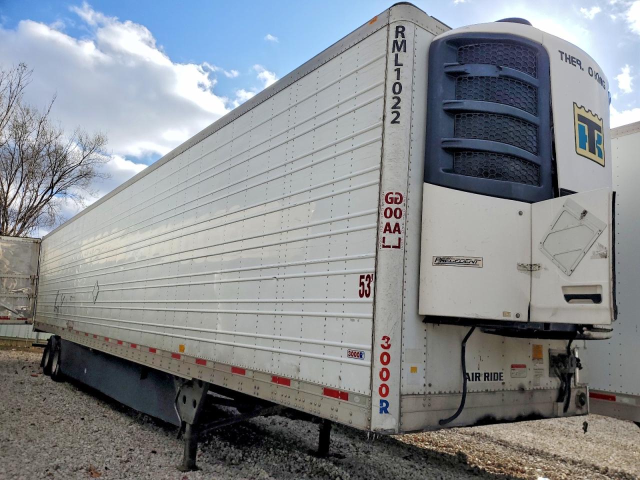 2018 UTILITY All models VIN 1UYVS2536J2219261 photo 1