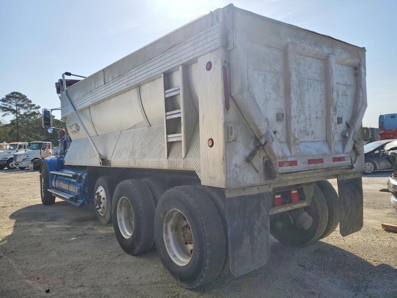 2015 PETERBILT All other VIN 1NPSXHEX3FD274800 photo 3