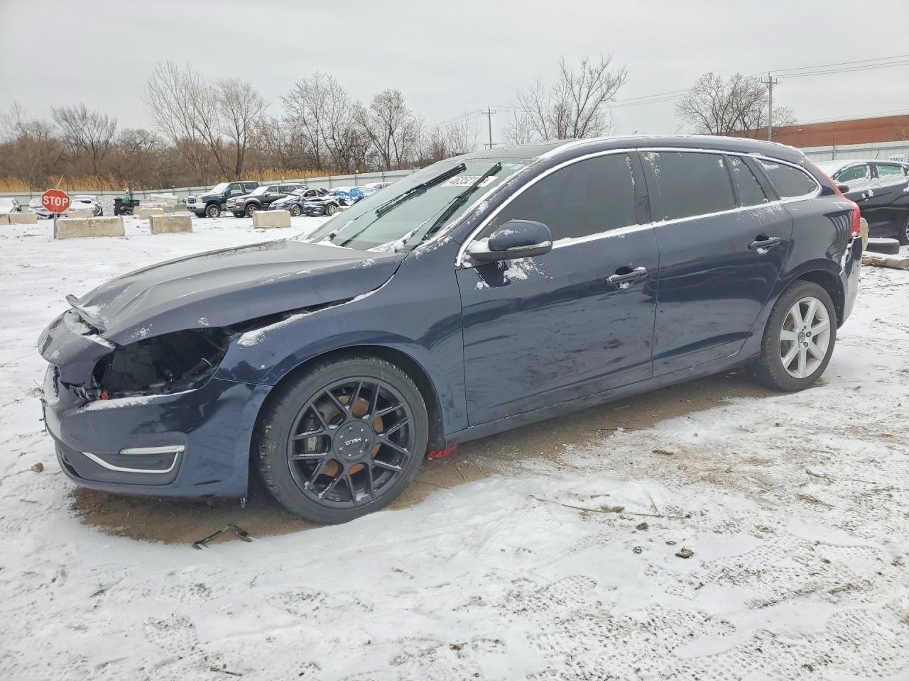 2016 VOLVO V60 VIN YV1612SK4G1310393 photo 1