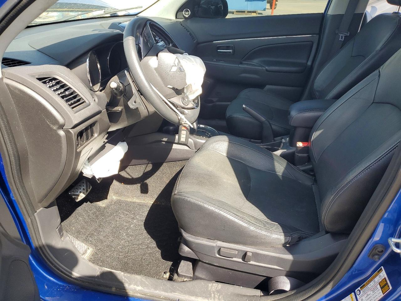 2017 Mitsubishi Outlander VIN JA4AR4AW5HZ049930 photo 7