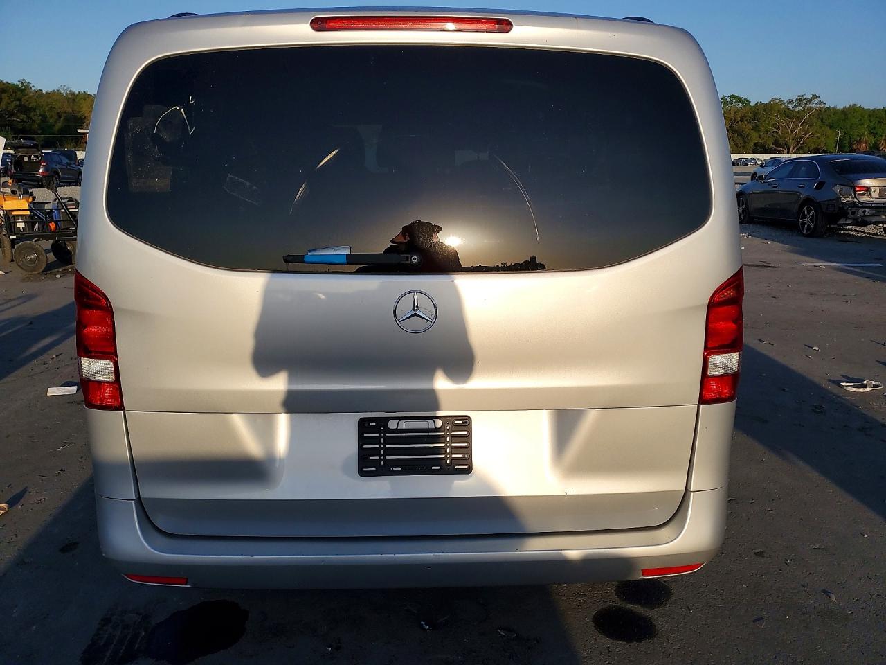 2016 Mercedes-Benz Metris VIN WD4PG2EE6G3090988 photo 6