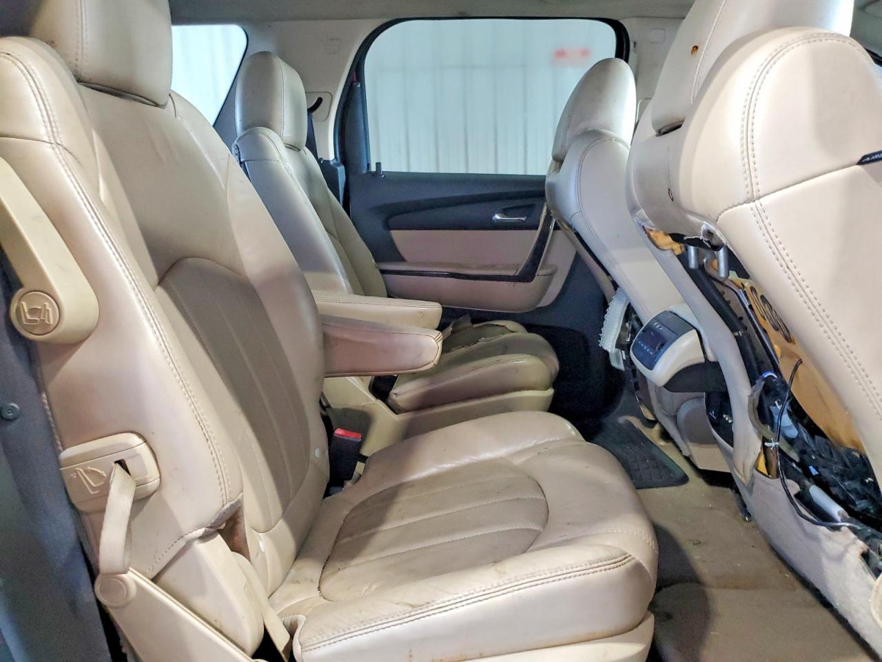 2012 GMC Acadia den VIN 1GKKRTED8CJ240542 photo 10