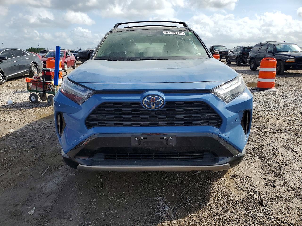 2024 Toyota Rav4 VIN JTME6RFV5RD559366 photo 5
