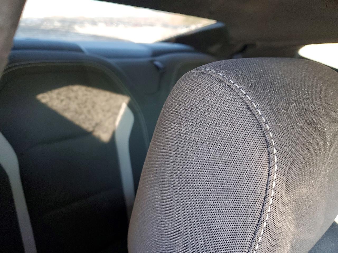 2019 Chevrolet Camaro VIN 1G1FB1RX1K0141777 photo 10