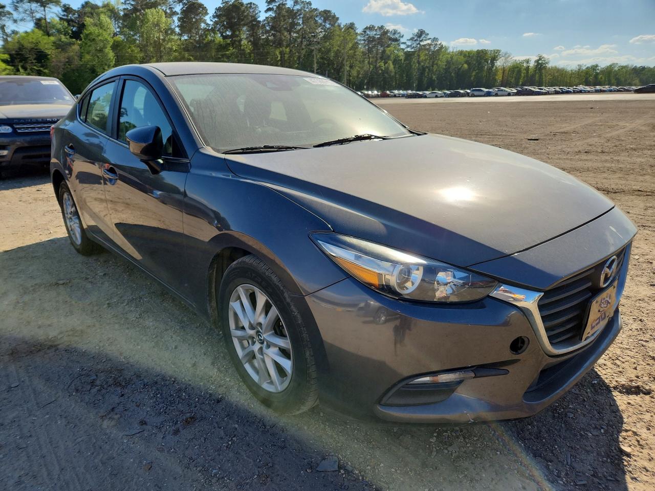2018 Mazda 3 VIN 3MZBN1U77JM168687 photo 4