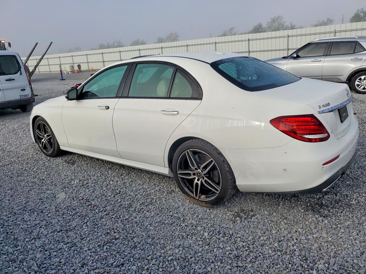 2019 Mercedes-Benz E-class VIN WDDZF6JB0KA669817 photo 2