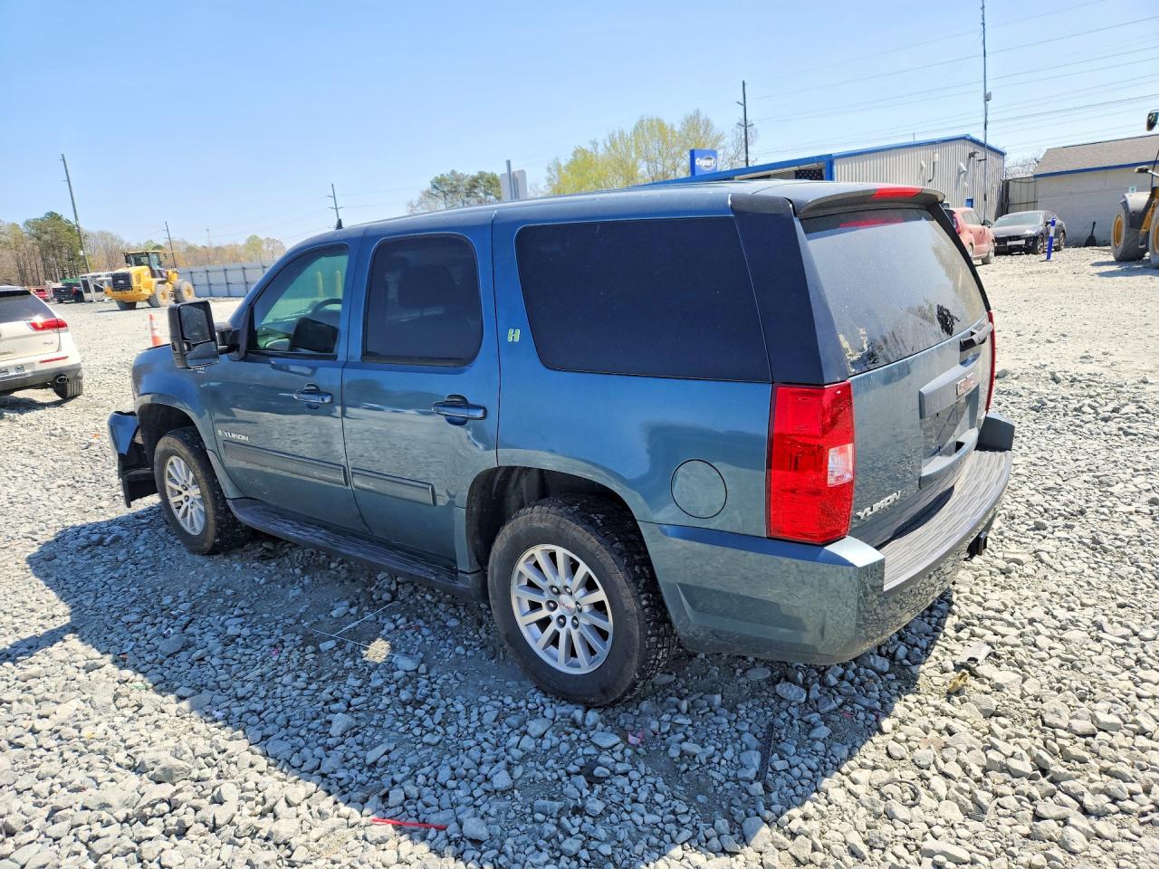 2009 GMC Yukon VIN 1GKFK13579R288209 photo 2