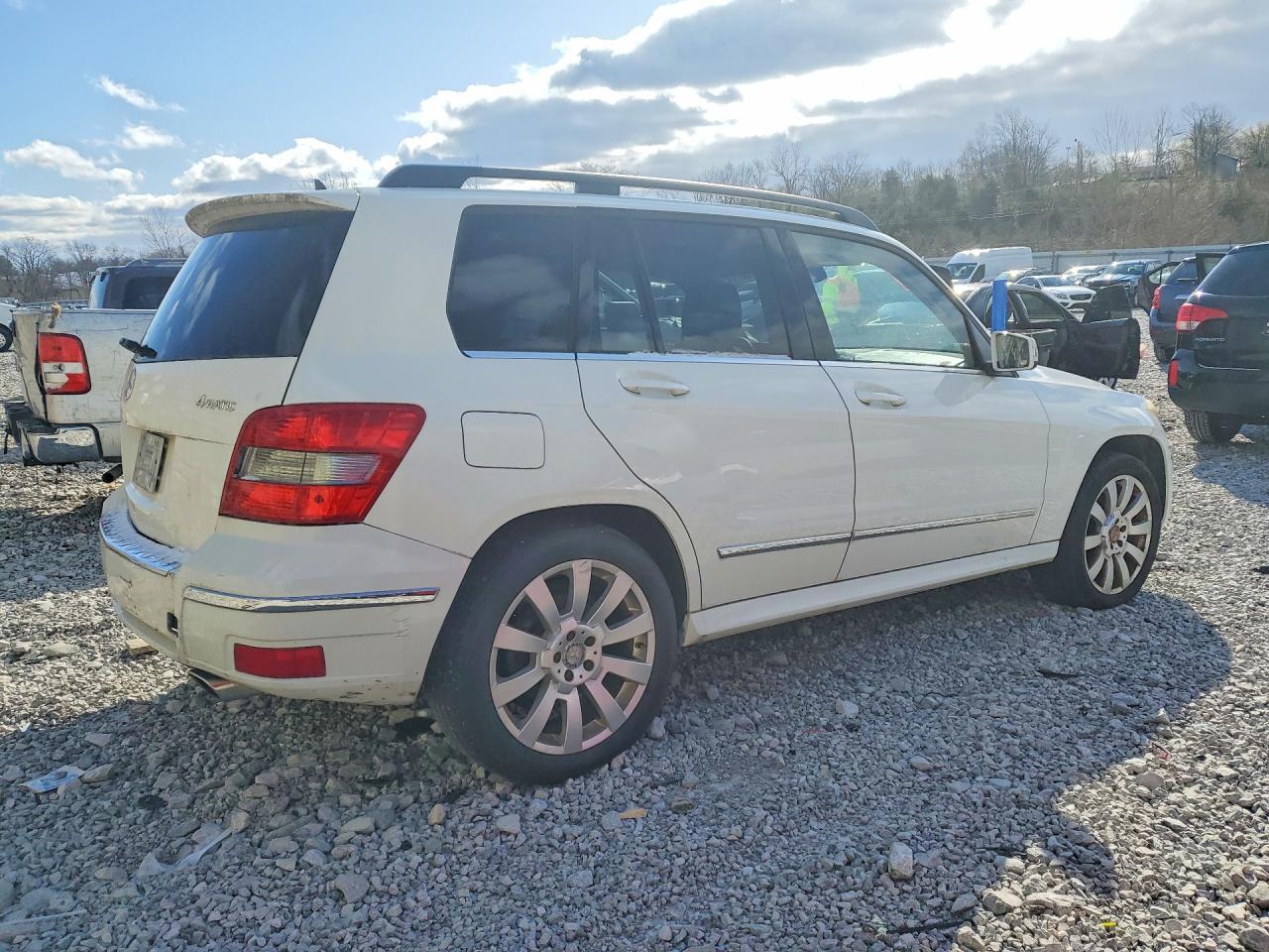 2012 Mercedes-Benz Glk-class VIN WDCGG8HB3CF818414 photo 3