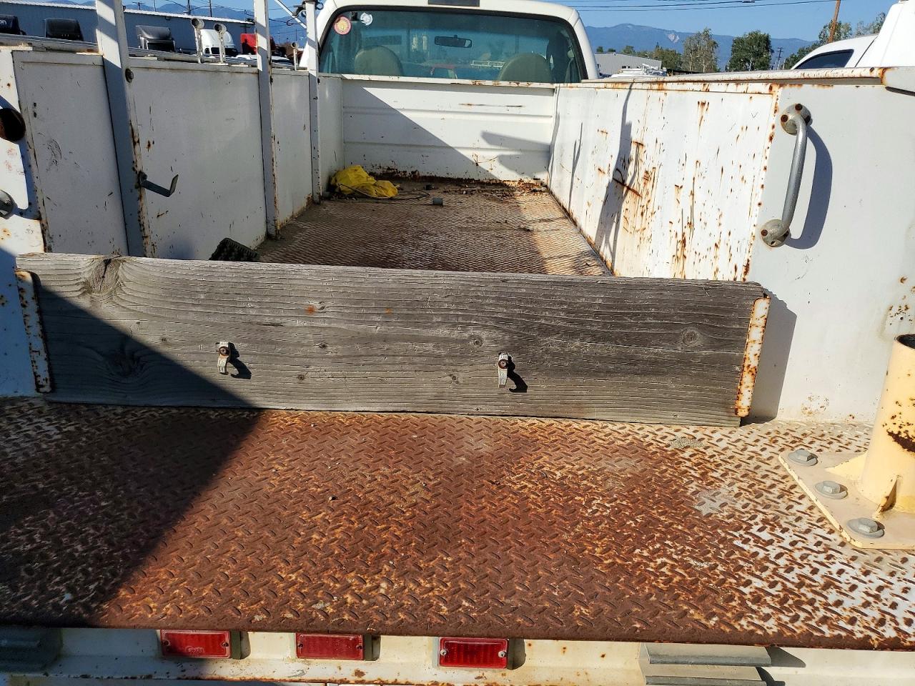 2007 Ford F450 VIN 1FDXF46P07EA27376 photo 6