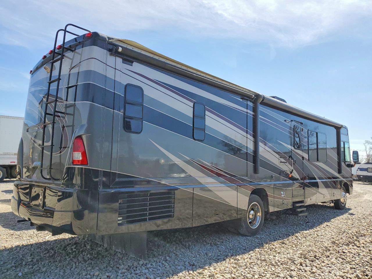 2004 WORKHORSE All other VIN 5B4MP67G643381690 photo 4