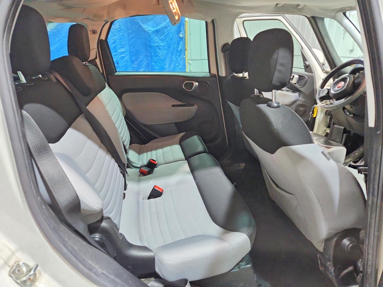 2014 Fiat 500 VIN ZFBCFABH9EZ028437 photo 10
