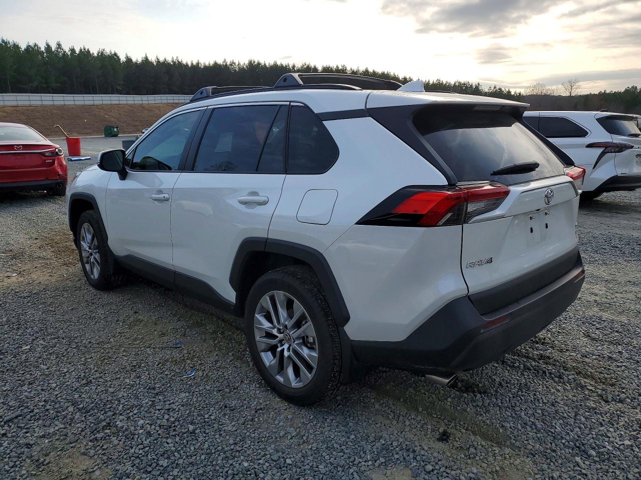 2025 Rav4 VIN 2T3C1RFV0SW401242 photo 2
