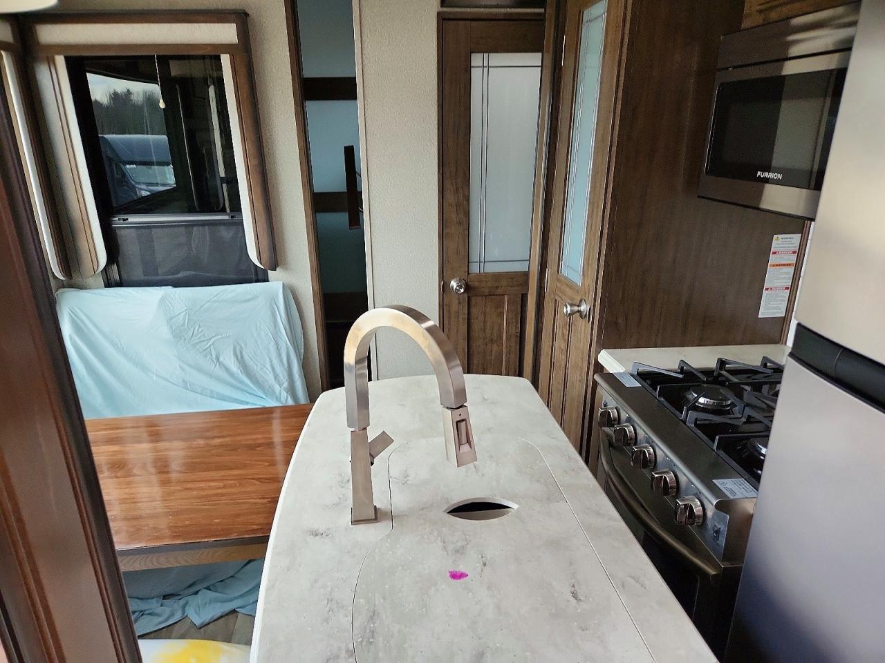 2021 GRAND Solitude VIN 573FS4322MAA01123 photo 6