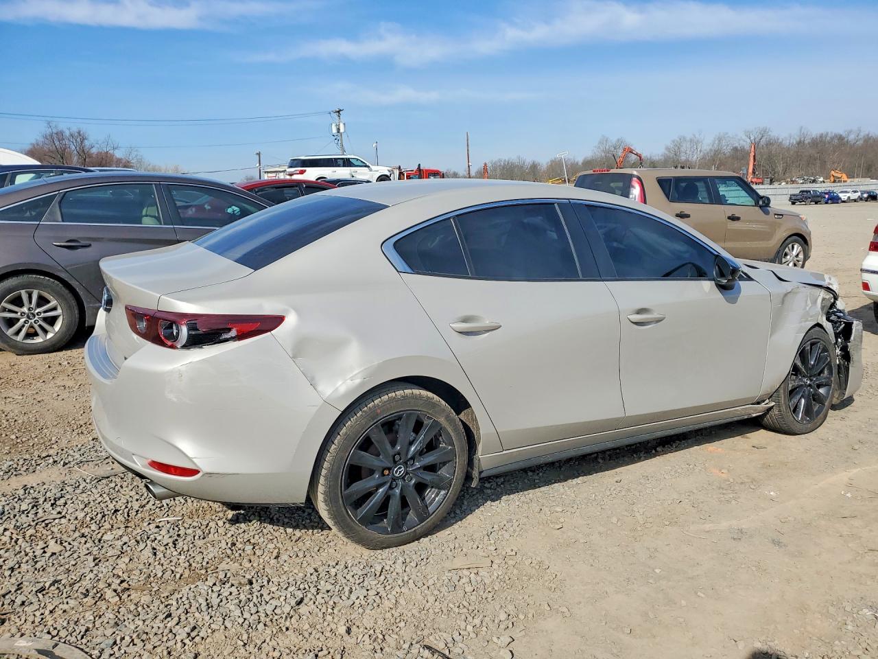 2025 Mazda Mazda3 VIN JM1BPABM3S1759281 photo 3