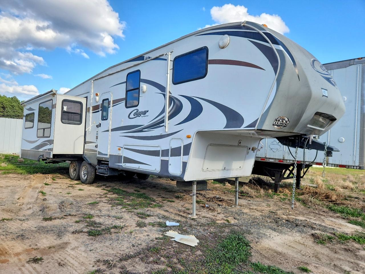 2011 KEYSTONE Unknown VIN 4YDF3272XB2505410 photo 1