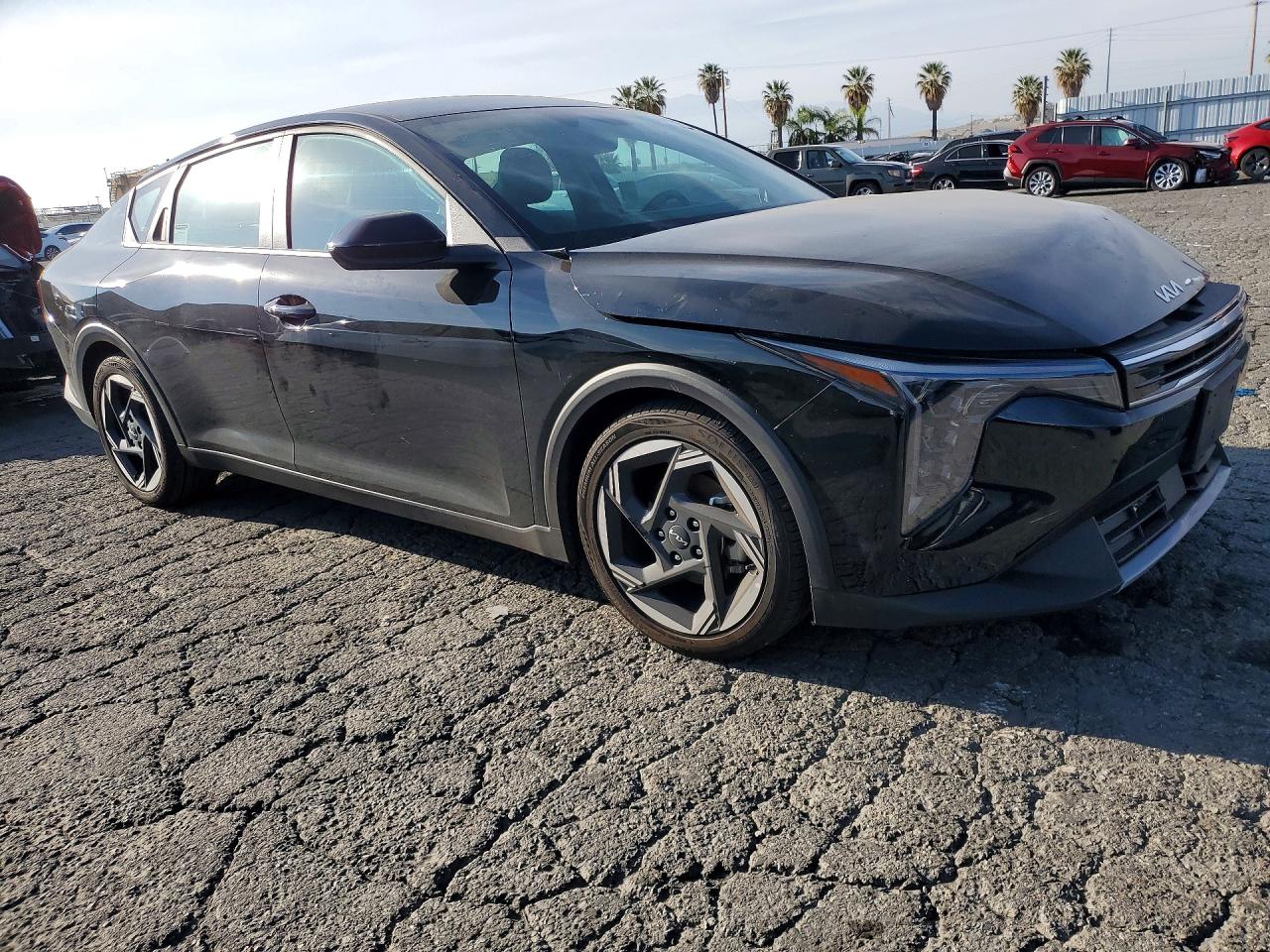 2025 Kia All other VIN 3KPFU4DE0SE033828 photo 4