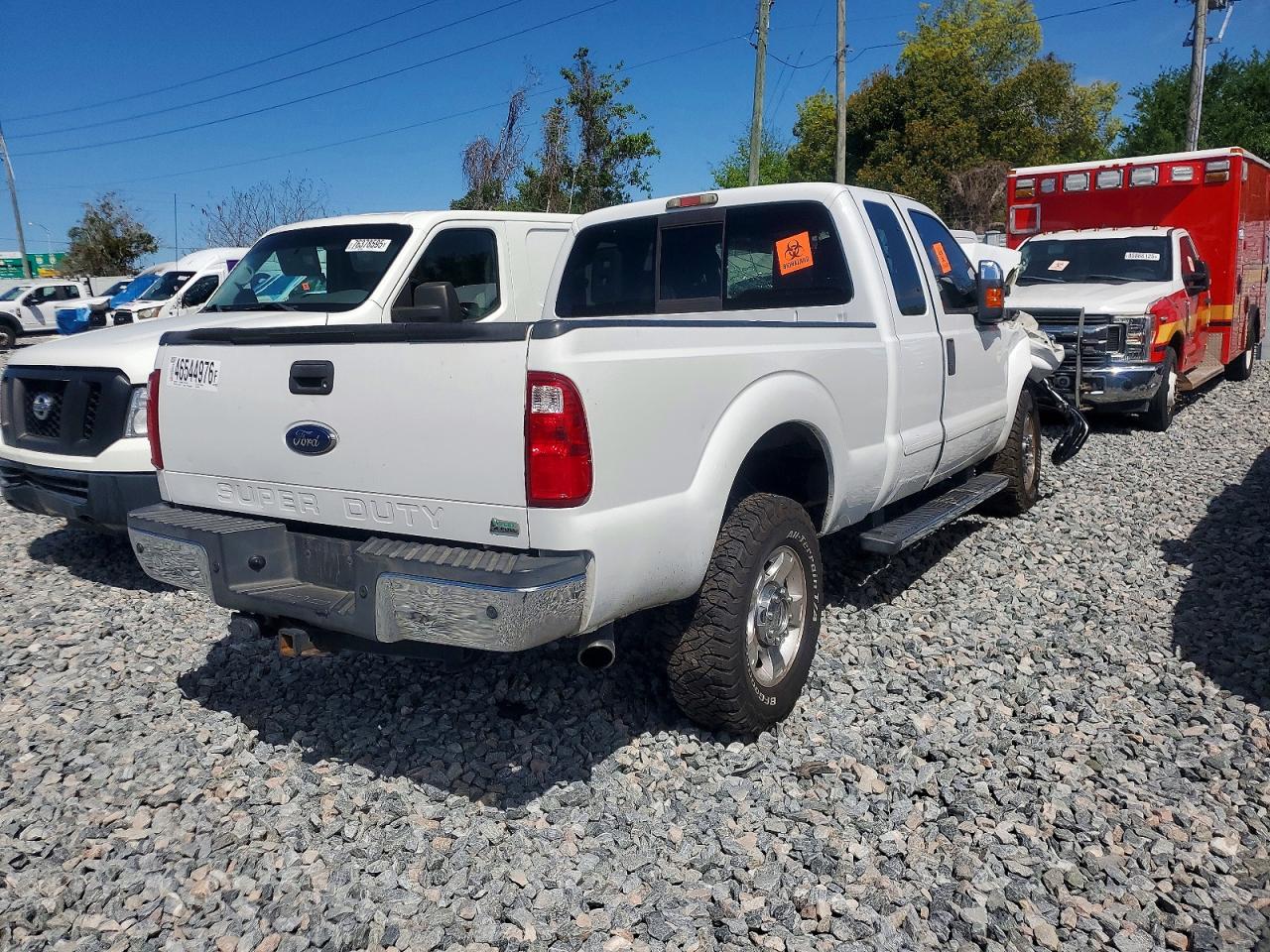 2011 Ford F250 VIN 1FT7X2B68BEC60238 photo 4
