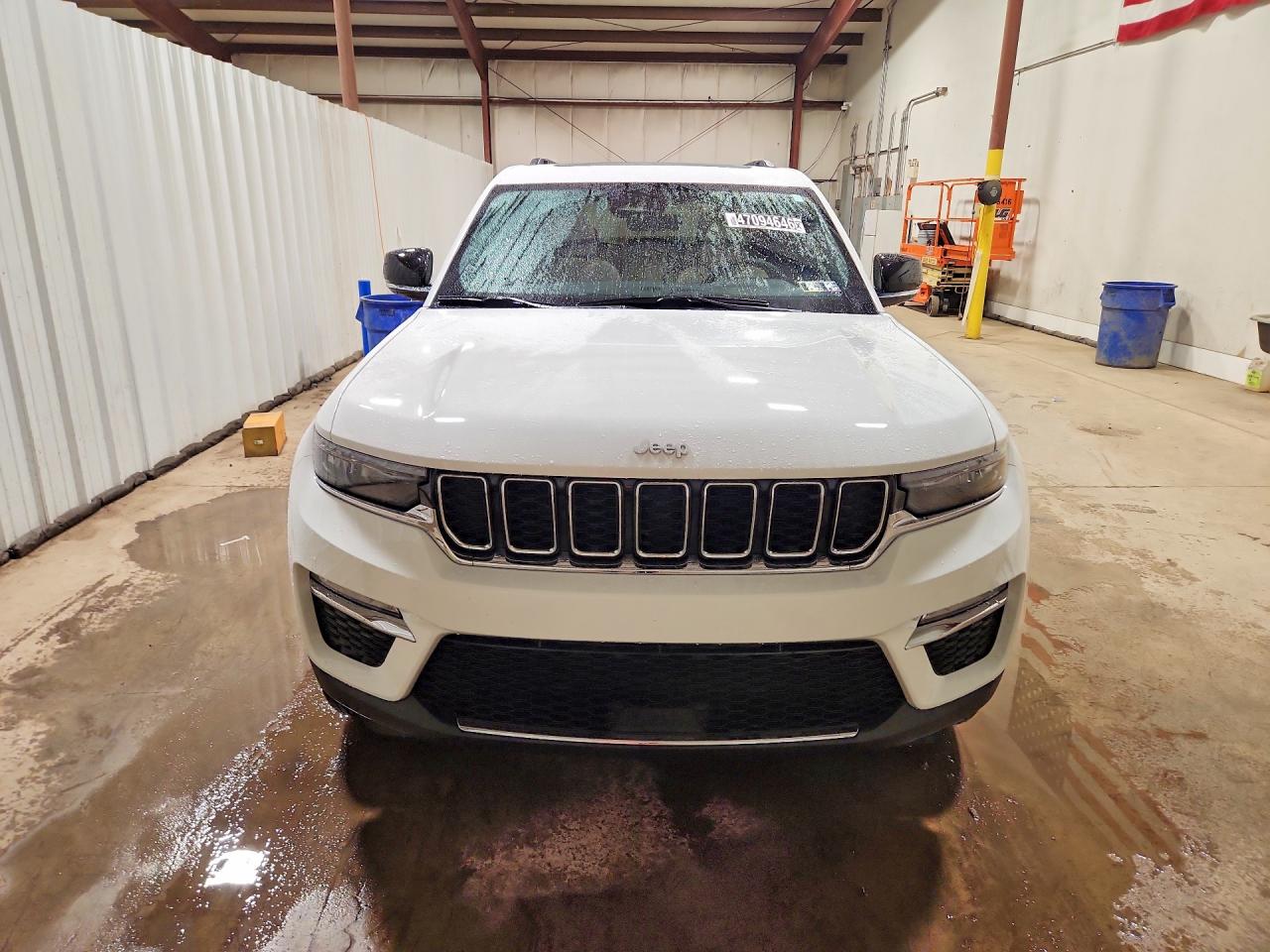 2025 JEEP Cherokee VIN 1C4RJHBG5SC315813 photo 5
