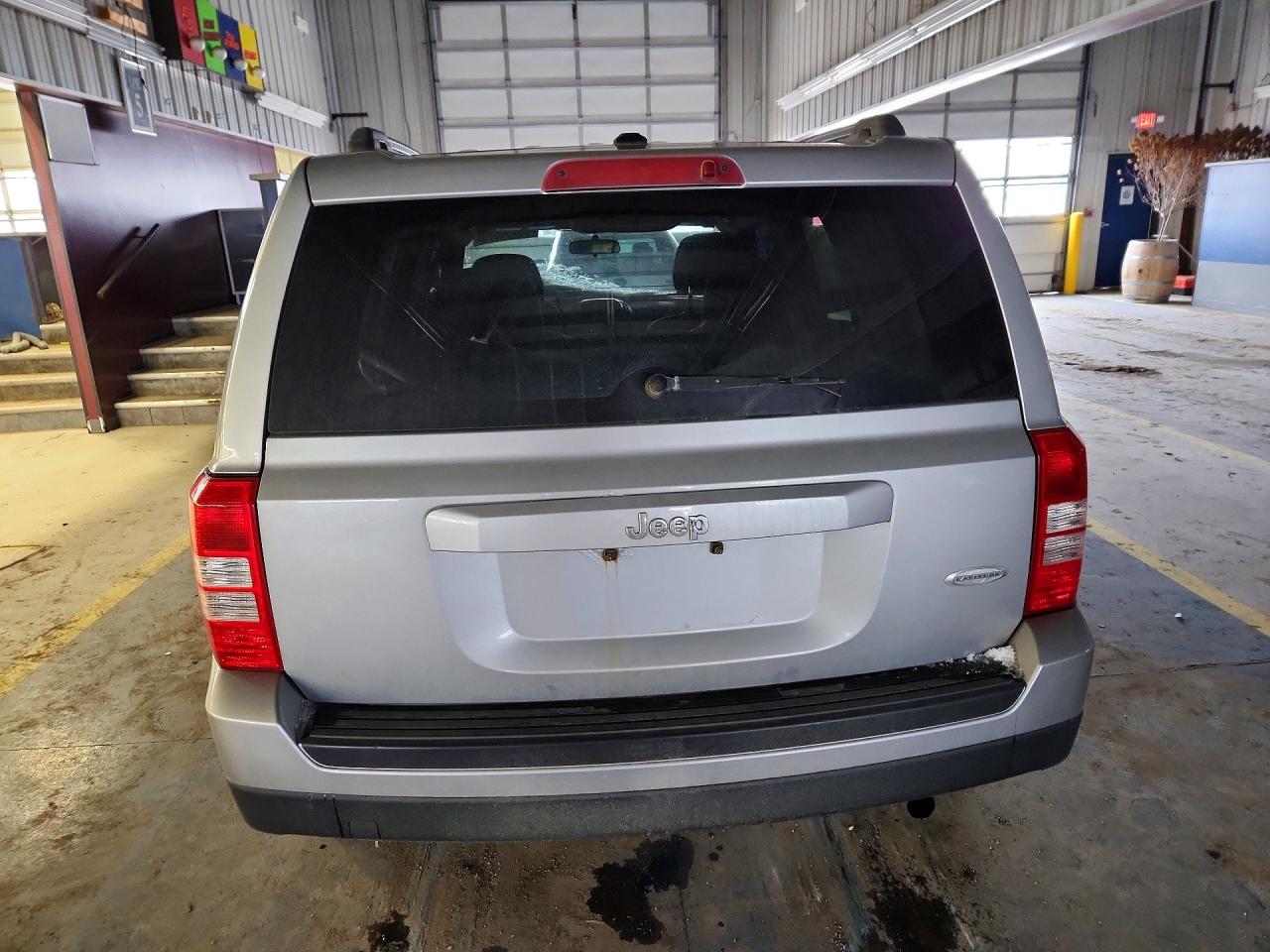 2014 Jeep Patriot VIN 1C4NJPFB1ED740208 photo 6