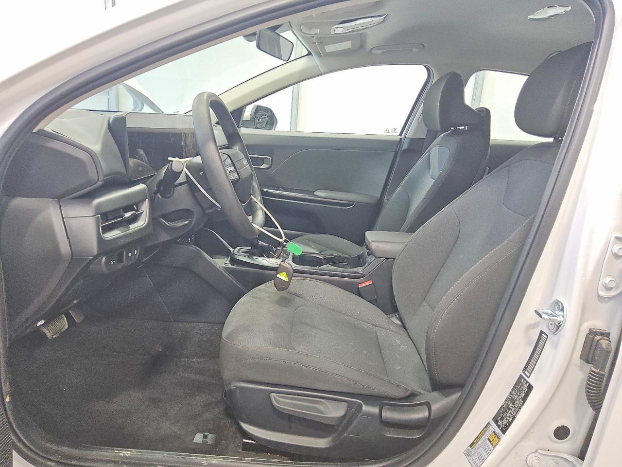 2025 Kia All other VIN 3KPFT4DE8SE156506 photo 7