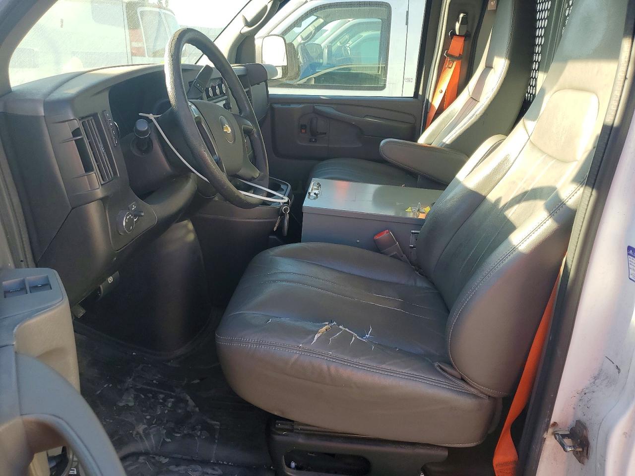 2014 CHEVROLET Express VIN 1GCWGFCB9E1122430 photo 7