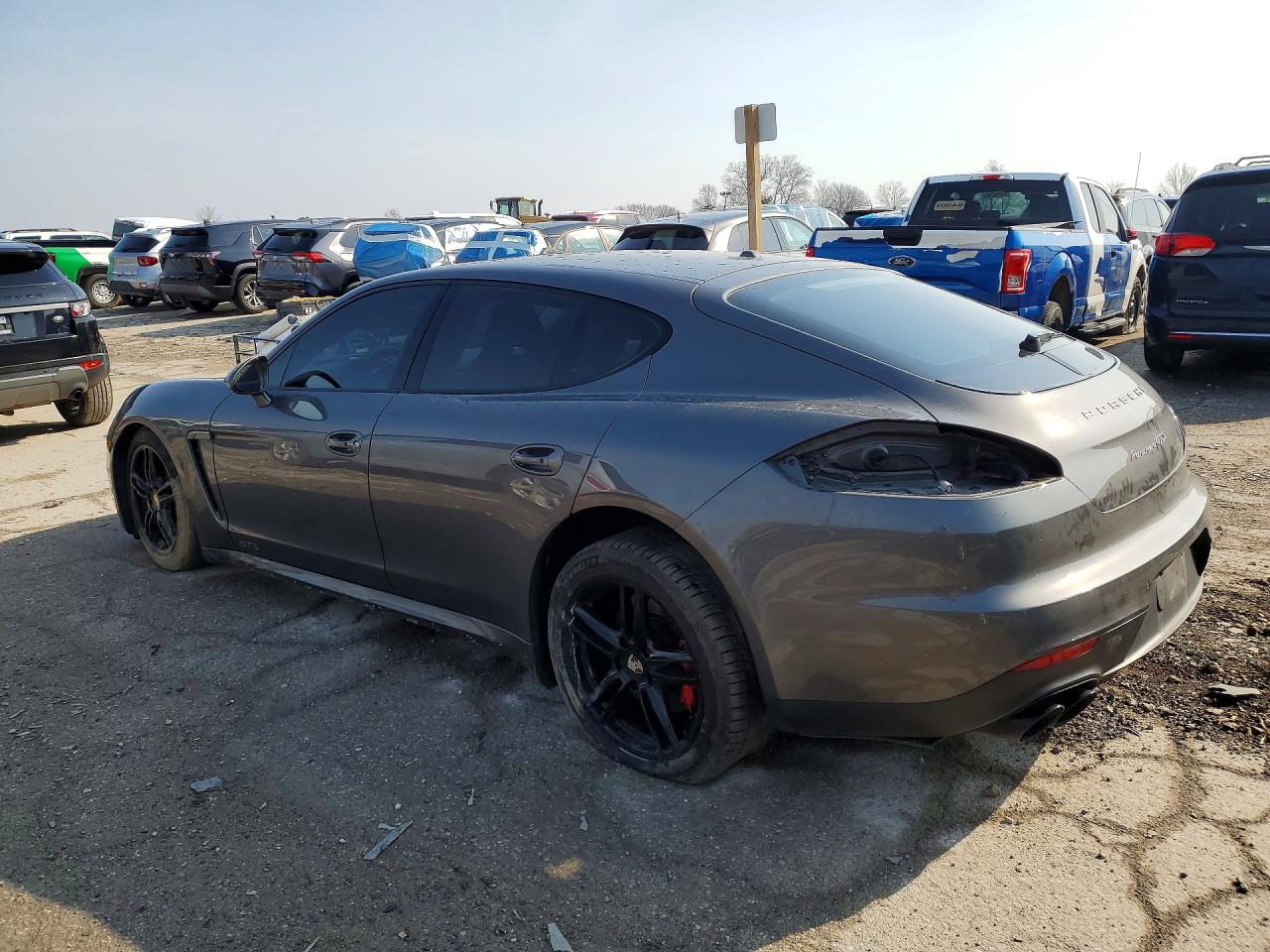 2015 PORSCHE Panamera VIN WP0AF2A72FL080936 photo 2