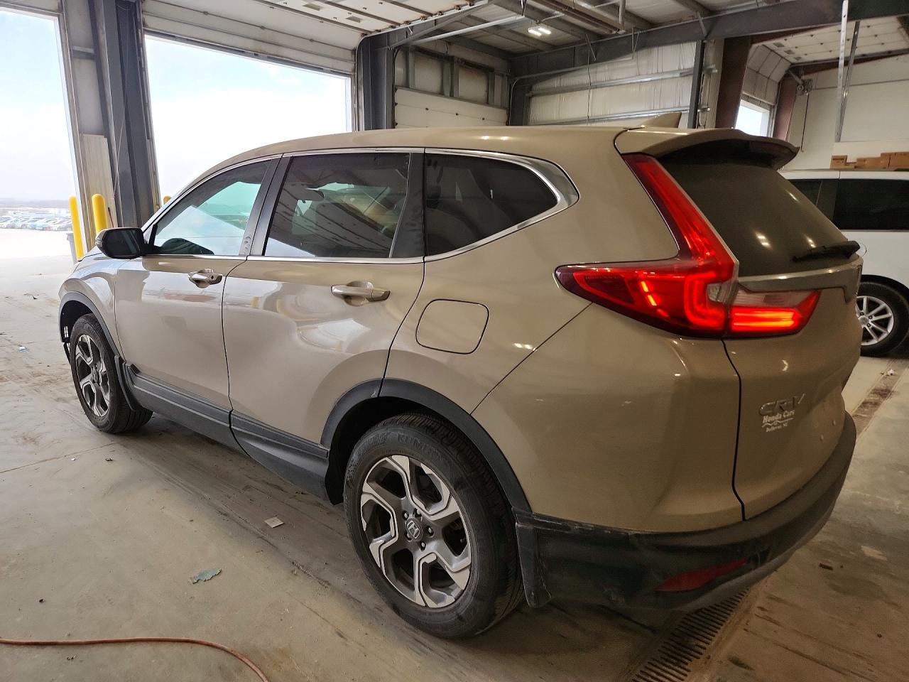 2018 Honda Crv VIN 5J6RW2H59JL002311 photo 2