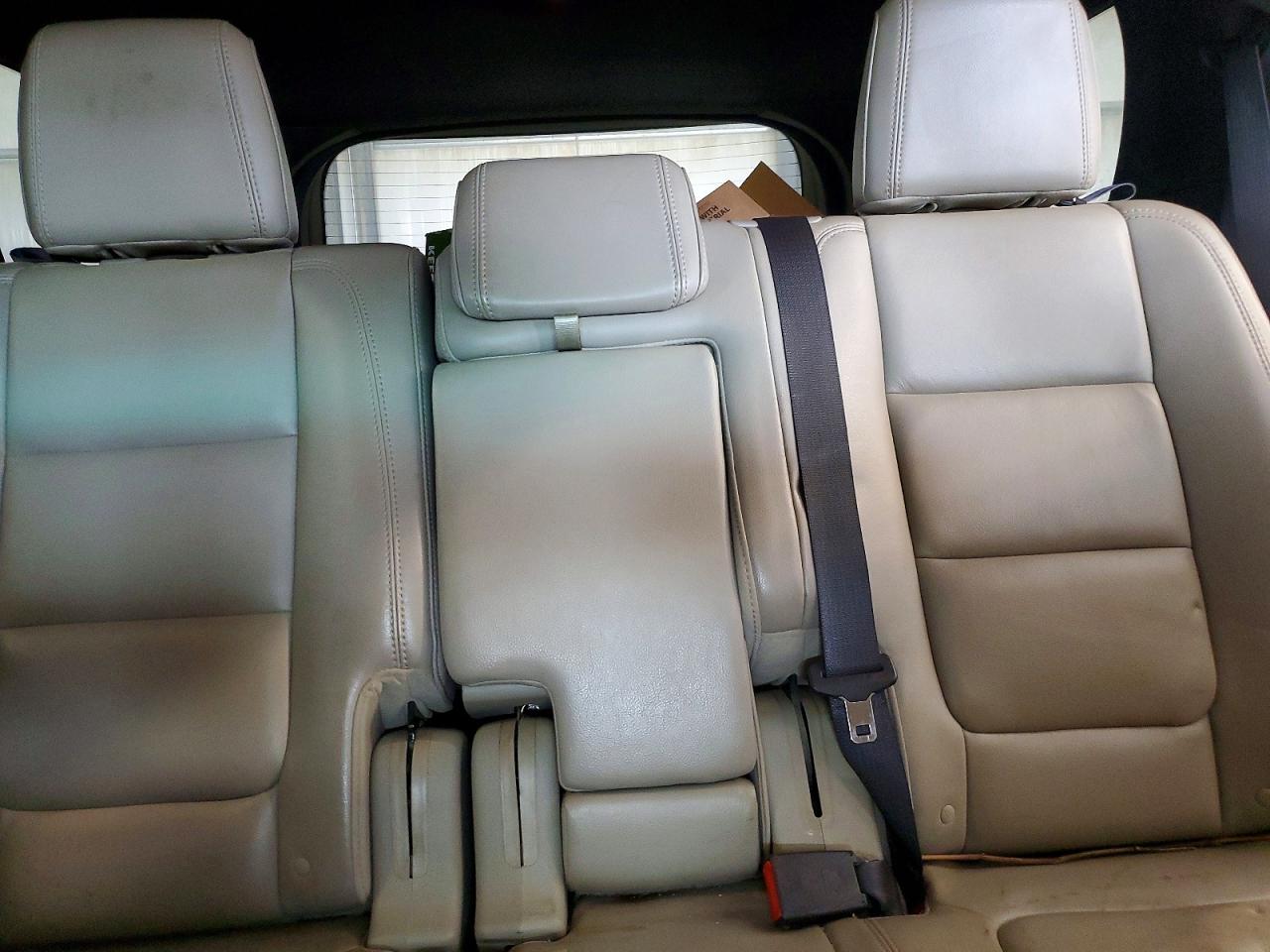 2012 Ford Explorer VIN 1FMHK8F86CGA75964 photo 10