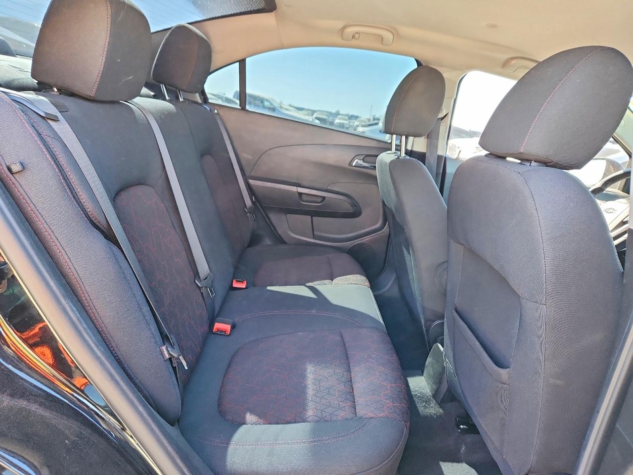 2018 Chevrolet SONIC VIN 1G1JD5SH0J4116021 photo 10