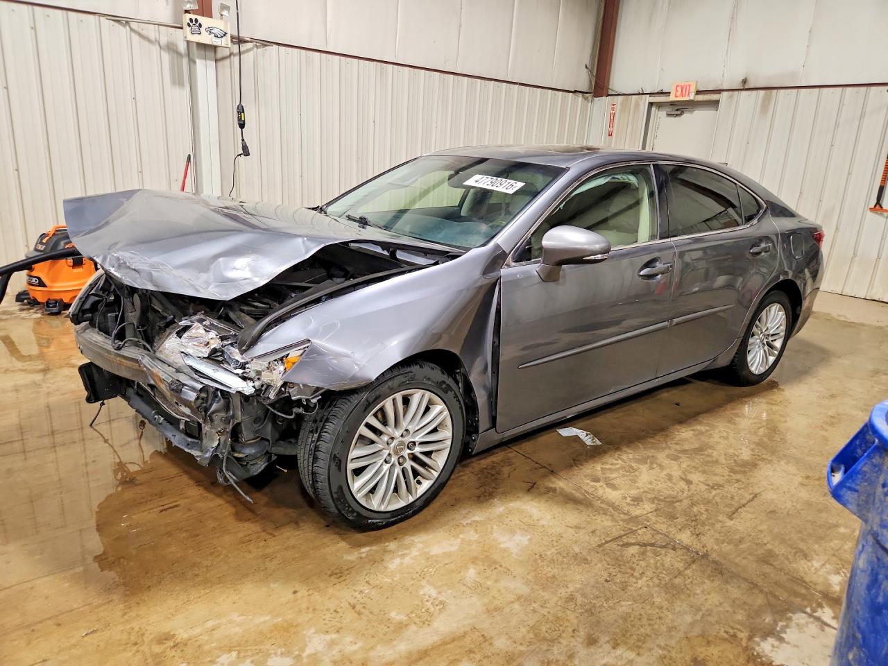2013 Lexus ES350 VIN JTHBK1GG9D2068253 photo 1