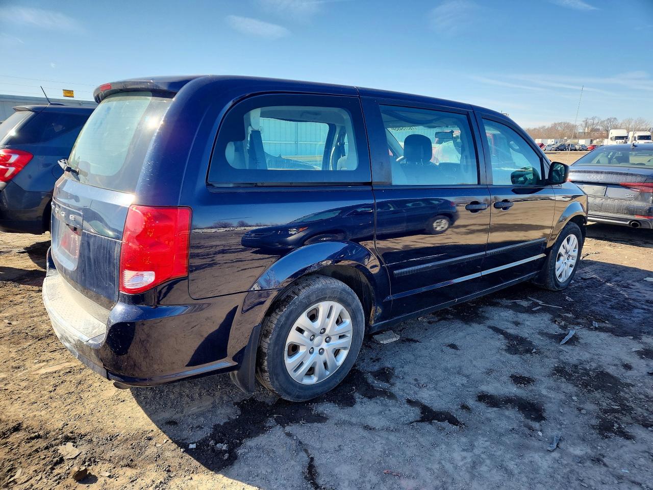 2015 Dodge Caravan VIN 2C4RDGBG8FR568610 photo 3