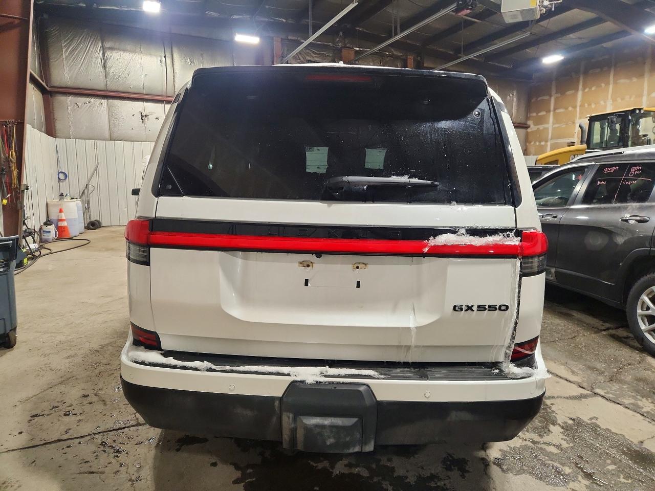 2024 Lexus Gx VIN JTJTBCDX9R5026805 photo 6
