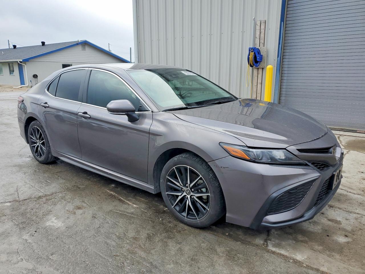 2024 Toyota Camry VIN 4T1G11AKXRU884970 photo 4