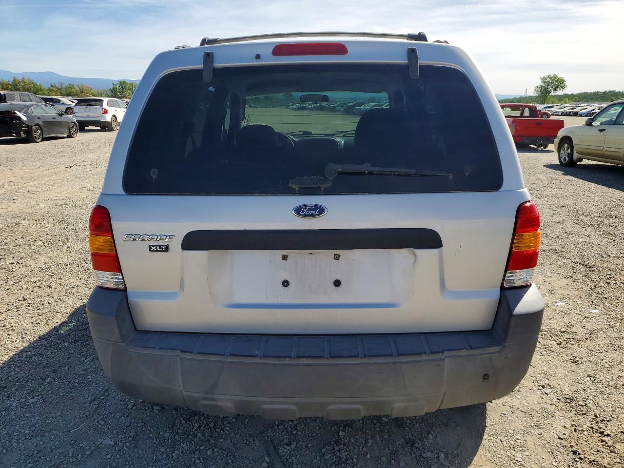2005 FORD Escape VIN 1FMYU93175KA70926 photo 6