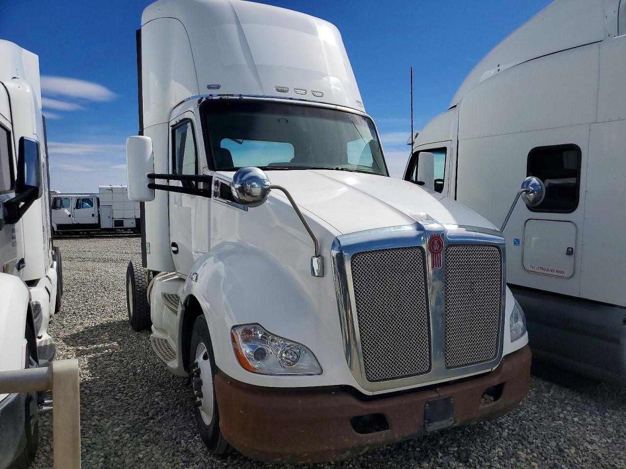 2014 KENWORTH All other VIN 1XKYA48X0EJ402664 photo 1