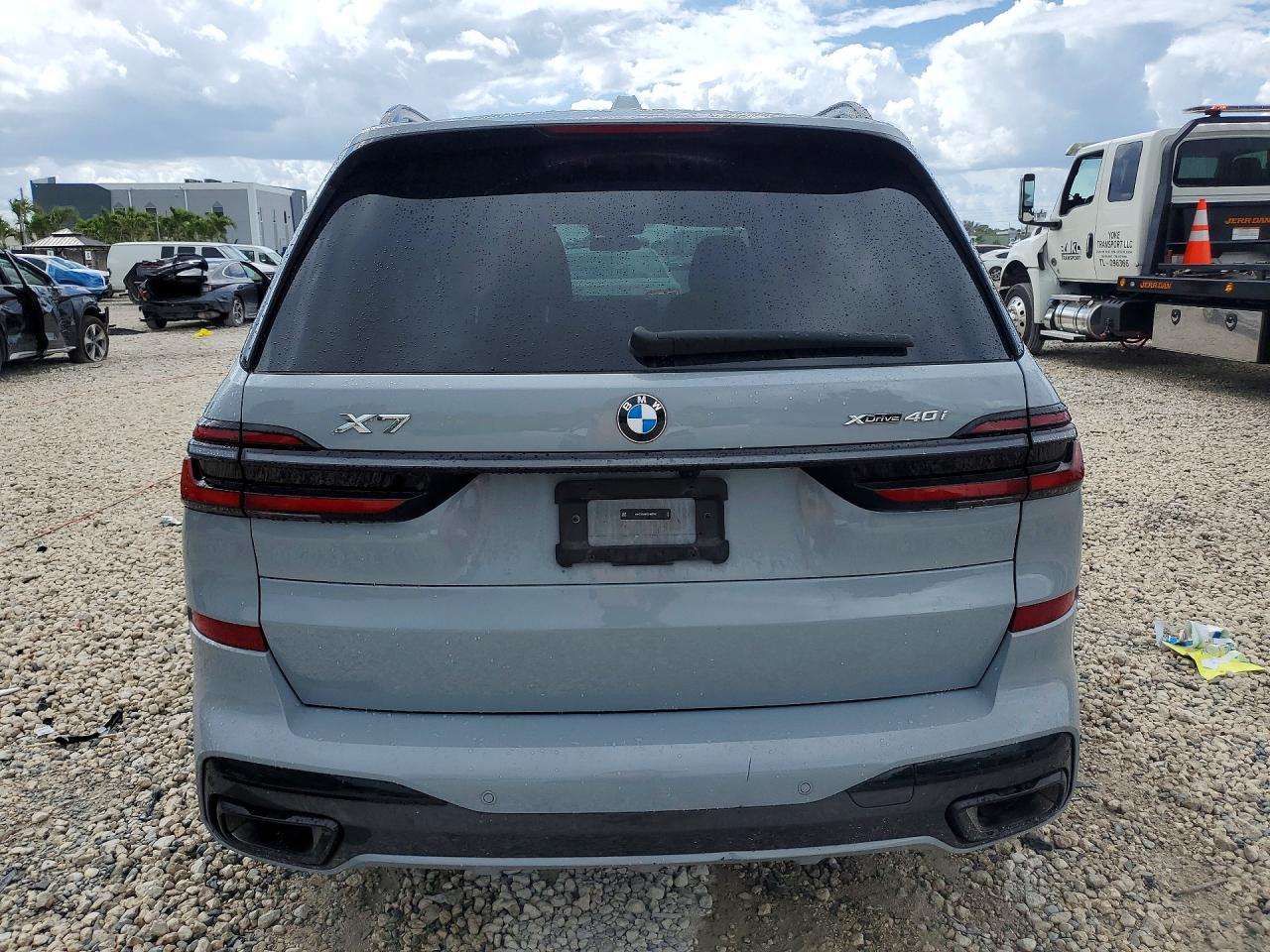 2025 BMW X7 VIN 5UX23EM0XS9Y68348 photo 6