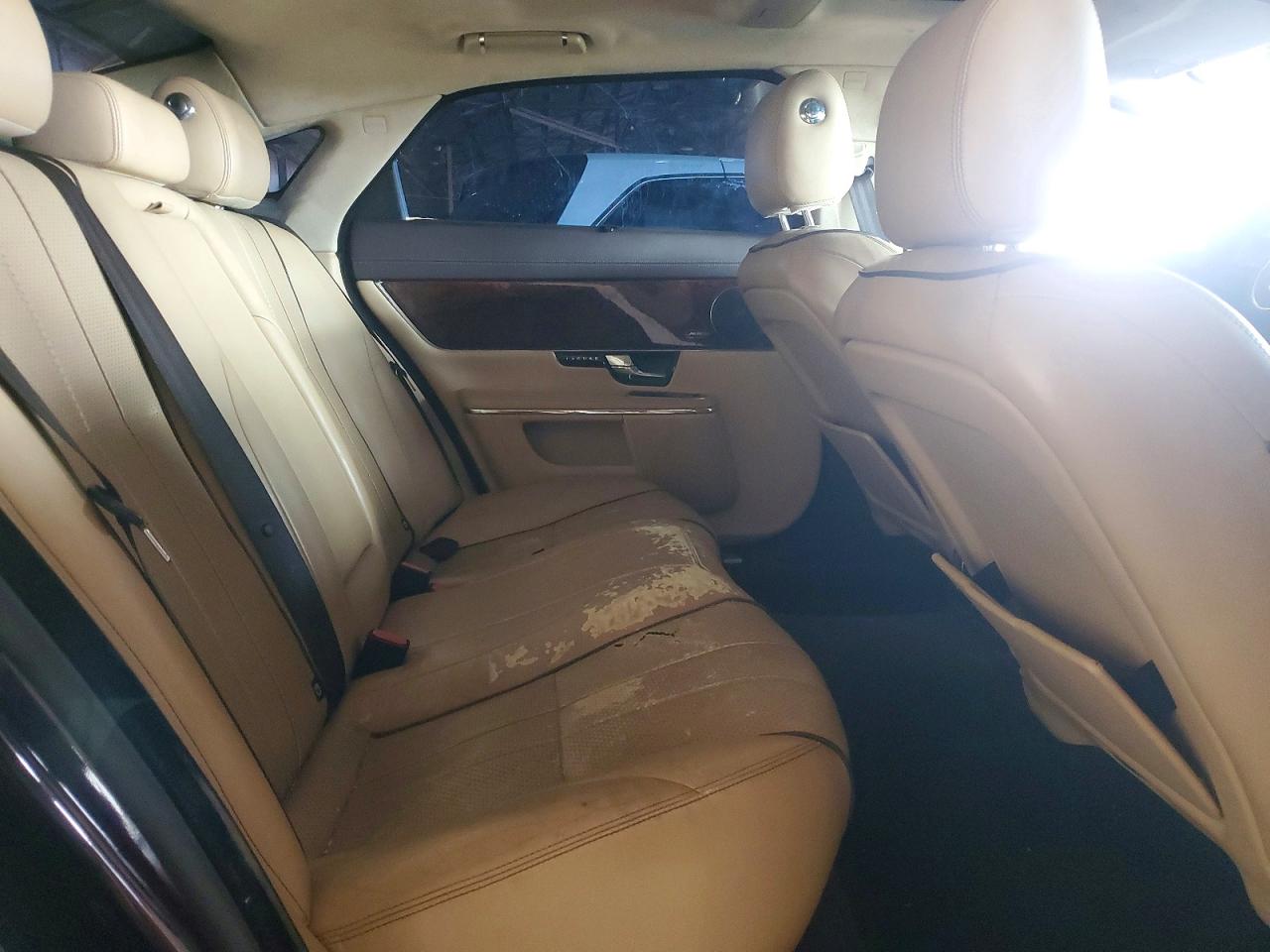 2013 Jaguar Xj VIN SAJWA2GB6DLV40422 photo 10