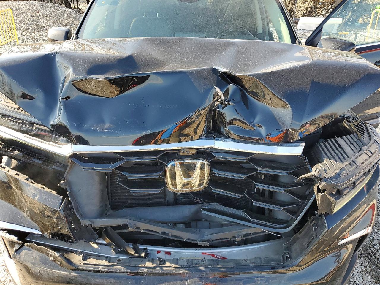 2023 Honda Pilot VIN 5FNYG1H89PB018104 photo 12