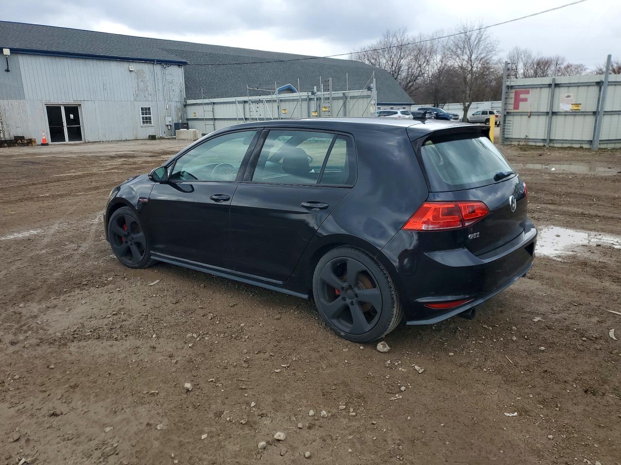 2015 Volkswagen Gti VIN 3VW4T7AU0FM051522 photo 2