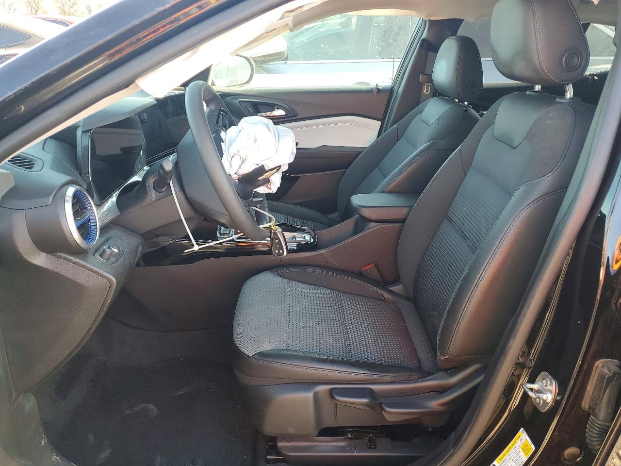 2025 CHEV Trax VIN KL77LHEP4SC036136 photo 7