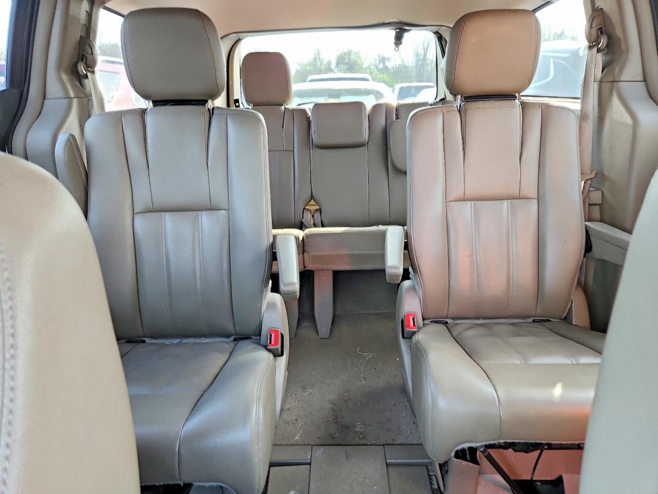2016 Chrysler Minivan VIN 2C4RC1BG6GR230611 photo 10