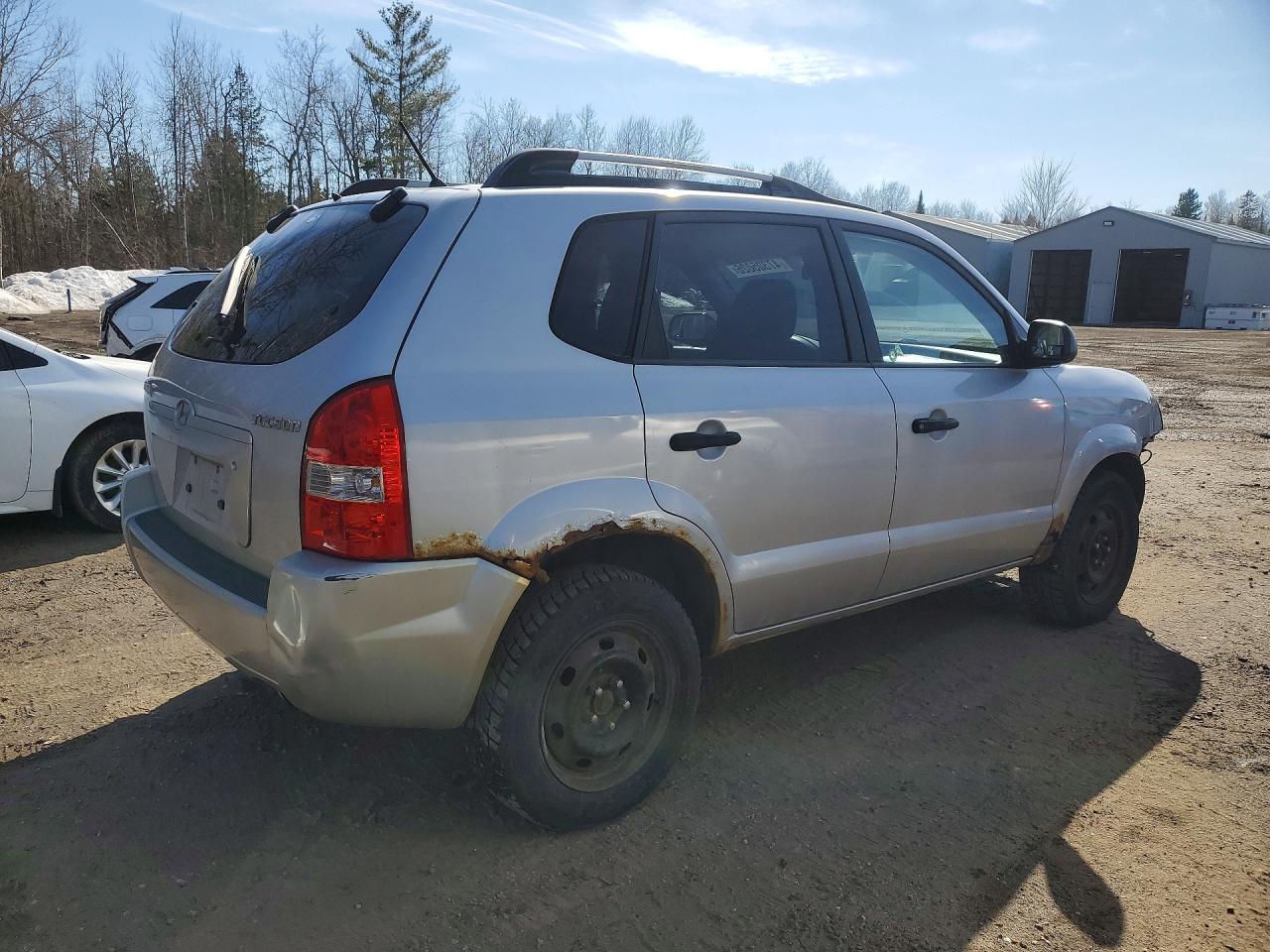 2005 Hyundai Tucson VIN KM8JM12B65U172400 photo 3
